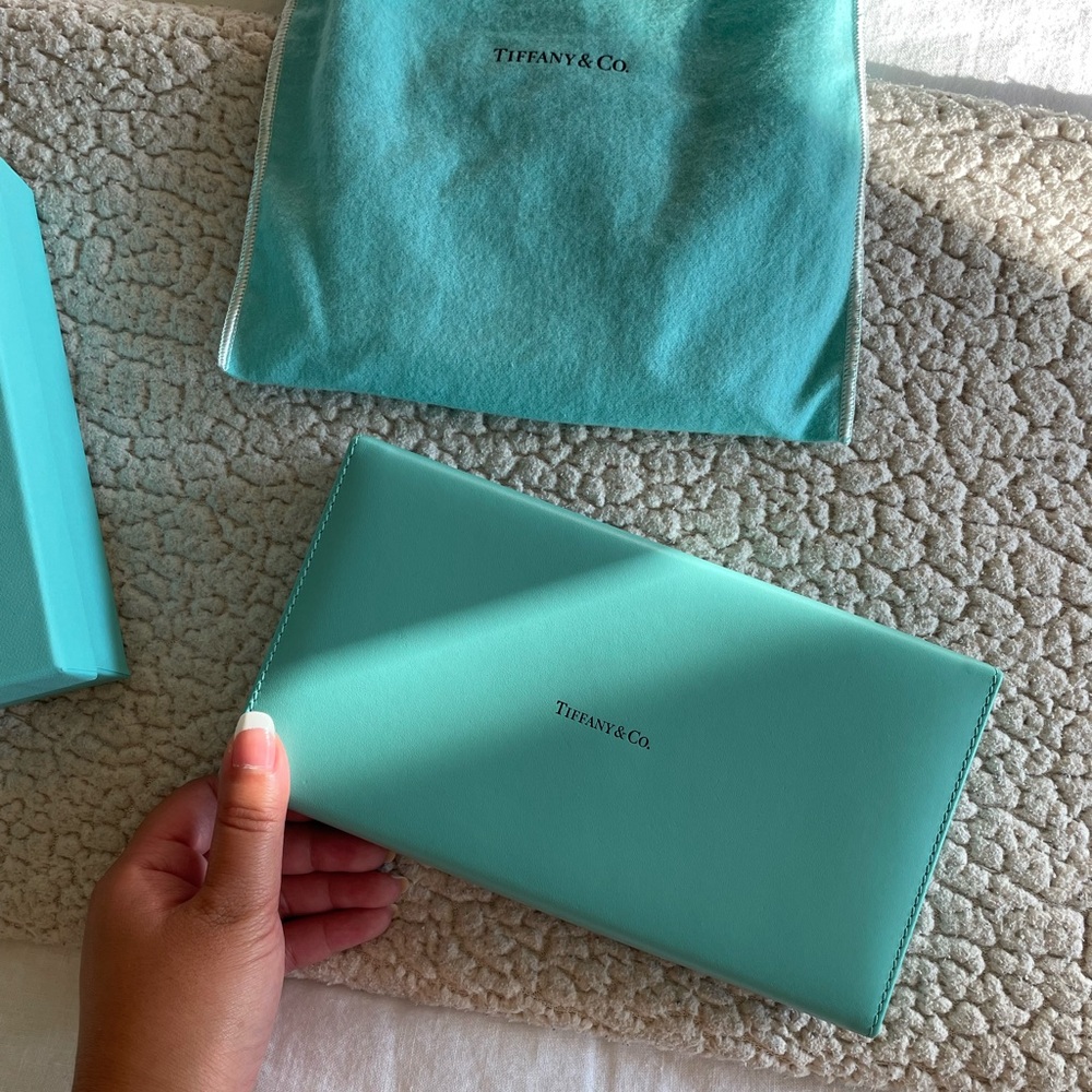 (SOLD) Tiffany & Co Multifunctional Leather Case